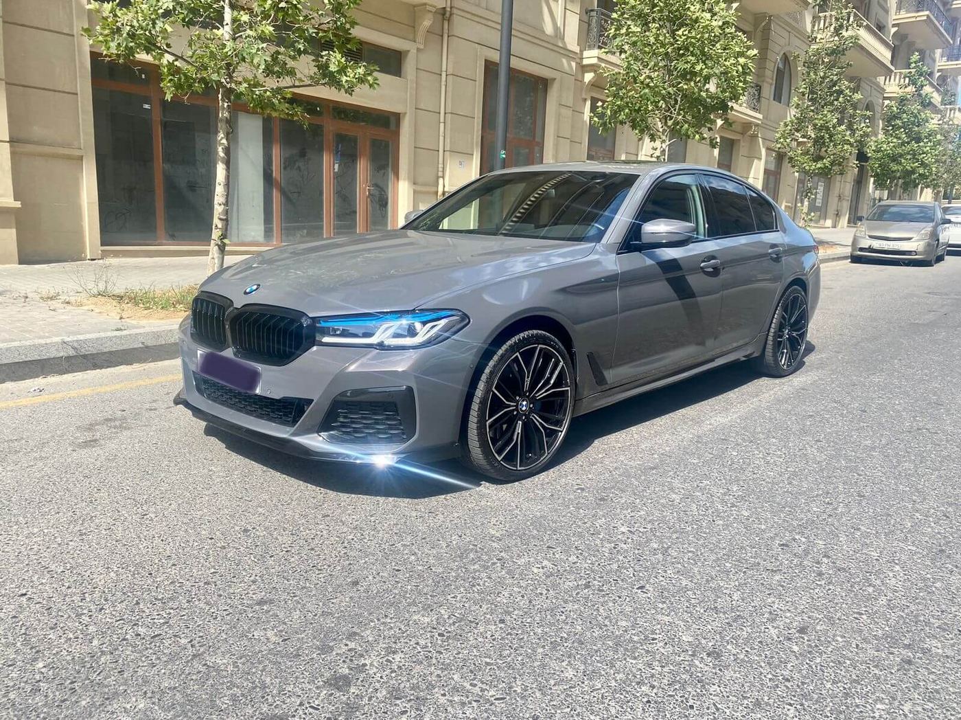 BMW G30 2021 — 5