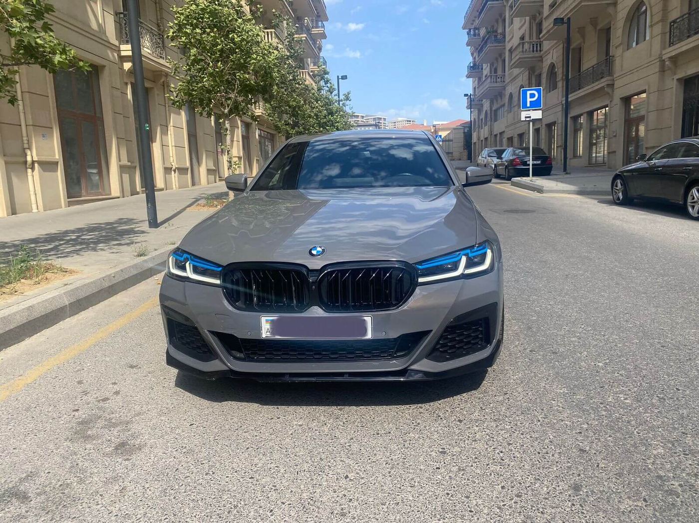 BMW G30 2021 — 7