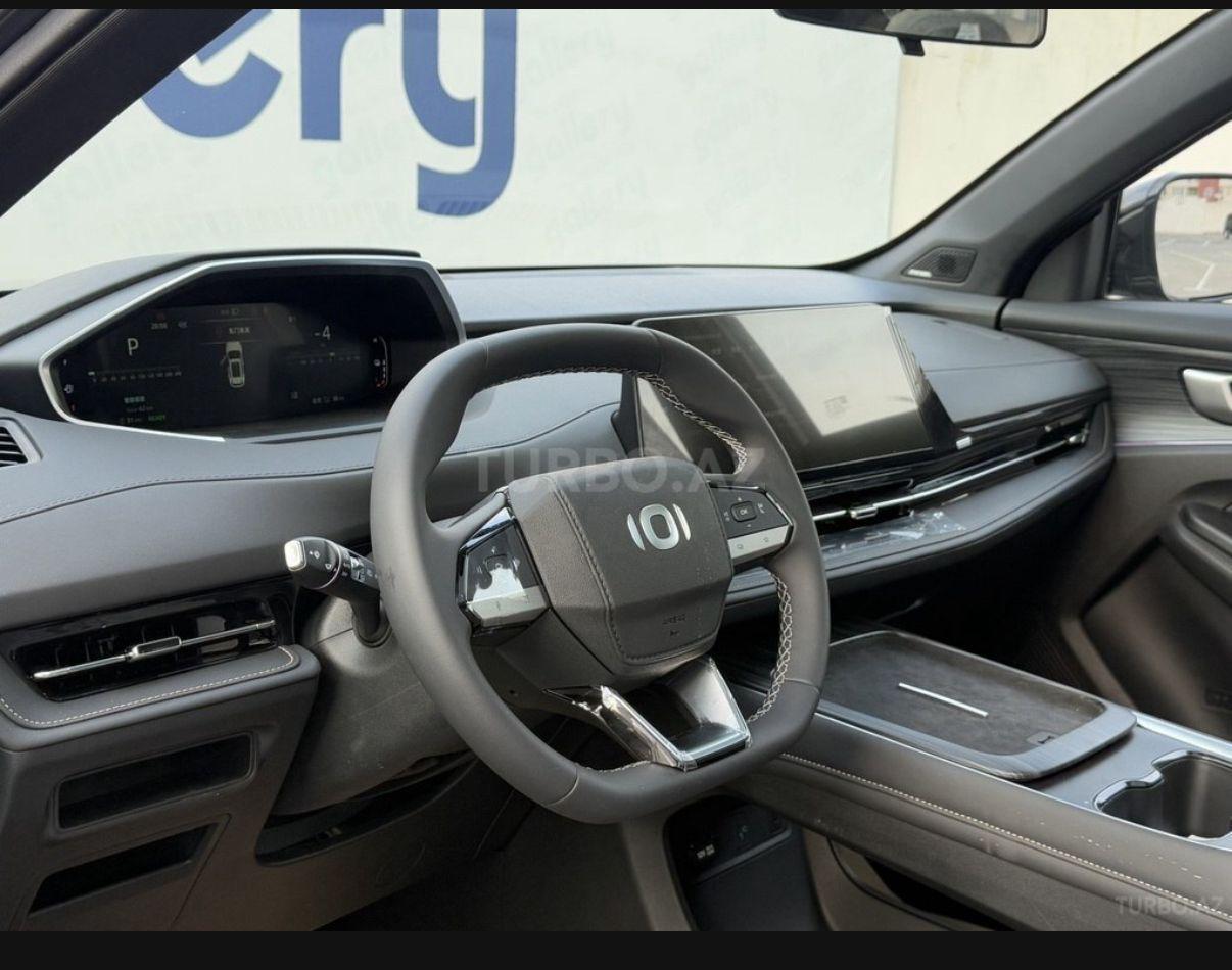 Changan Qiyuan Q05 — 5