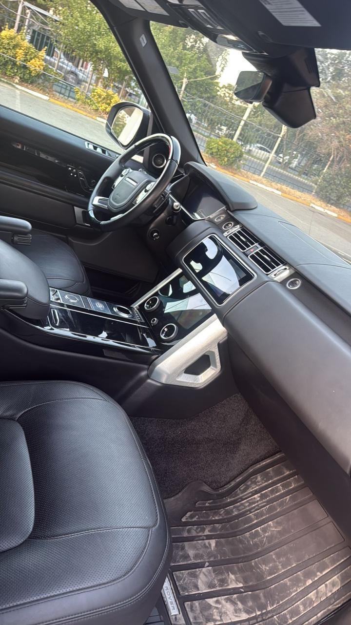 Range Rover — 2