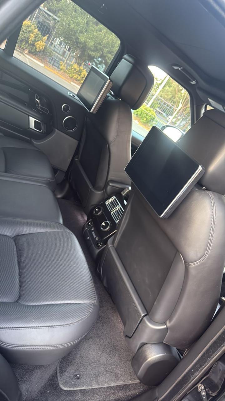 Range Rover — 3
